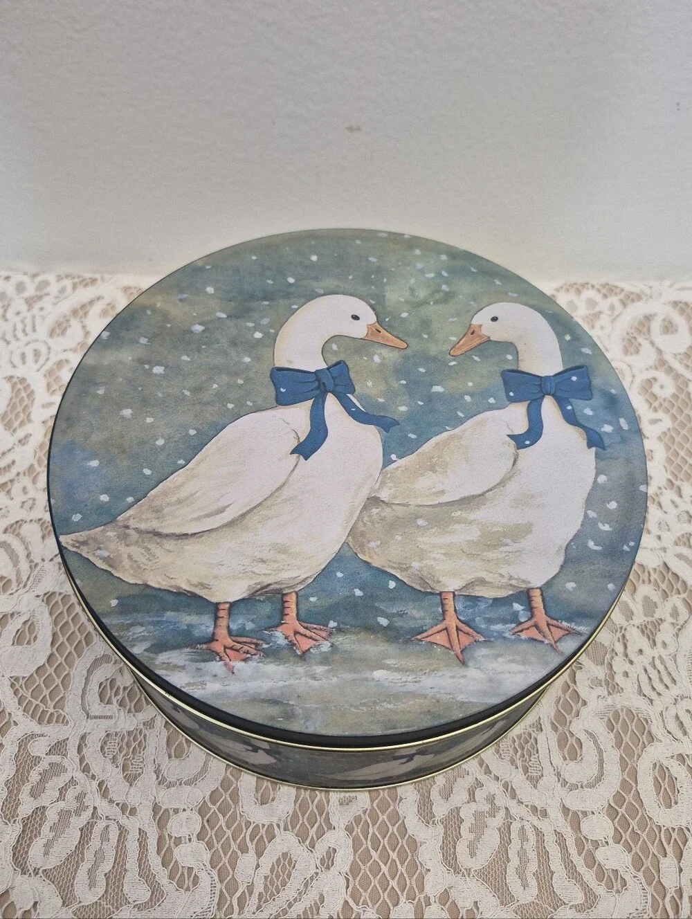 Goose Nesting Tins